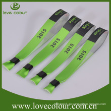 Neues Produkt am besten verkauft Satin Material Sublimation Druck Logo Eingang Wristbands